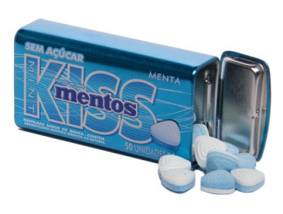 MENTOS KISS C/12 UN MENTA LATA 420 G